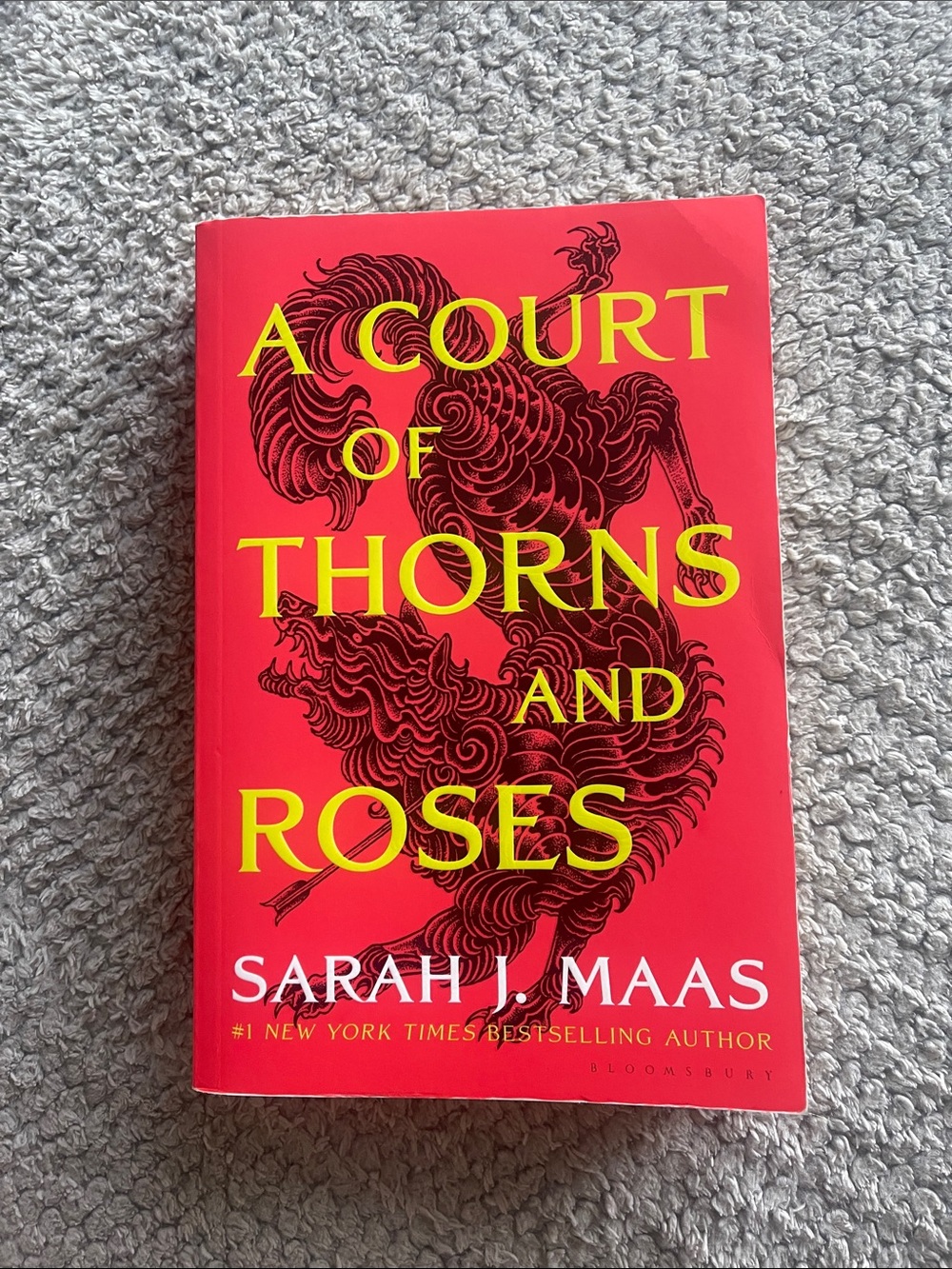 A Court of Thorns and Roses by Sarah J. Maas - Red Cover